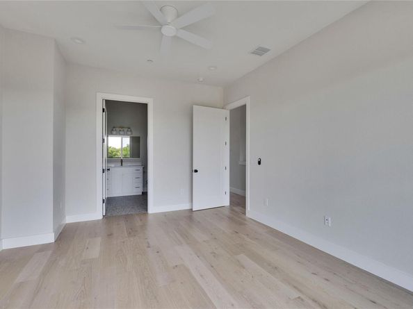 1937 E 38th 1/2 ST A, Austin TX 78723