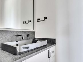 1937 E 38th 1/2 ST A, Austin TX 78723