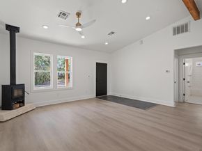 9602 Claxton DR, Austin TX 78736