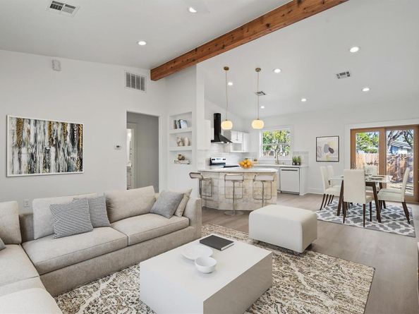 9602 Claxton DR, Austin TX 78736