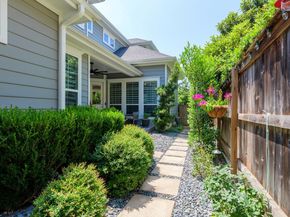 1004 E 13th ST A, Austin TX 78702