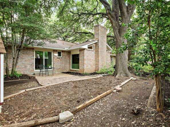 1302 Quail Park DR, Austin TX 78758