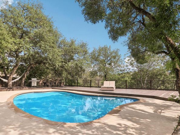 3902 Knollwood DR A, Austin TX 78731