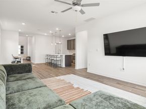 13707 Manhattan DR, Pflugerville TX 78660
