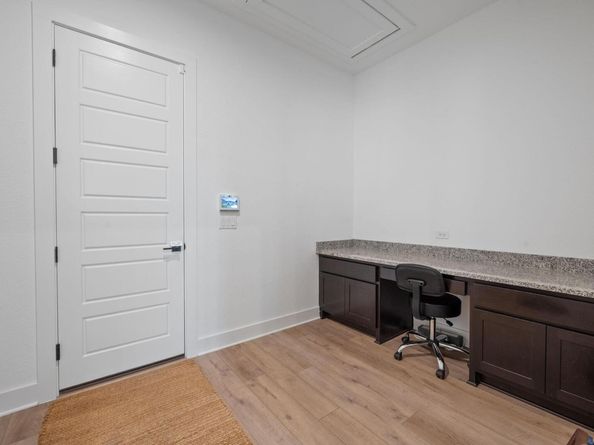 616 Hallwood DR, Liberty Hill TX 78642