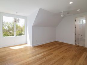 3201 Sunny LN, Austin TX 78731