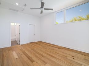 3201 Sunny LN, Austin TX 78731