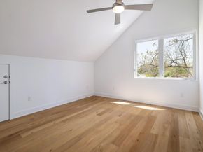 3201 Sunny LN, Austin TX 78731