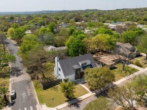 3201 Sunny LN, Austin TX 78731