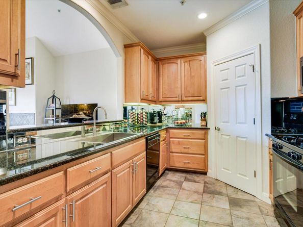 10300 Morado CV 805, Austin TX 78759