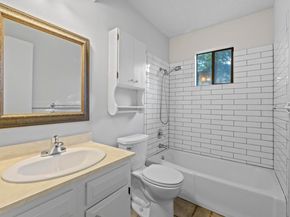 3904 Burr Oak LN, Austin TX 78727