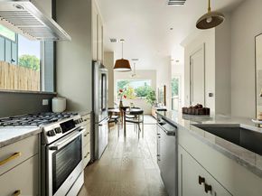 2109 Maple Ave, Austin TX 78722