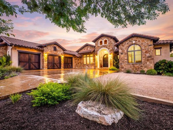 908 Watercliffe DR, Lago Vista TX 78645