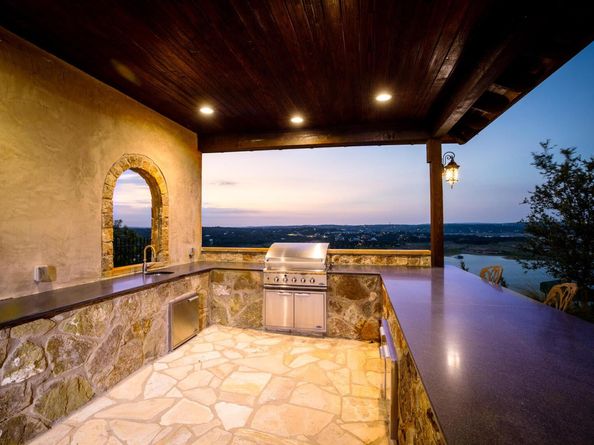 908 Watercliffe DR, Lago Vista TX 78645