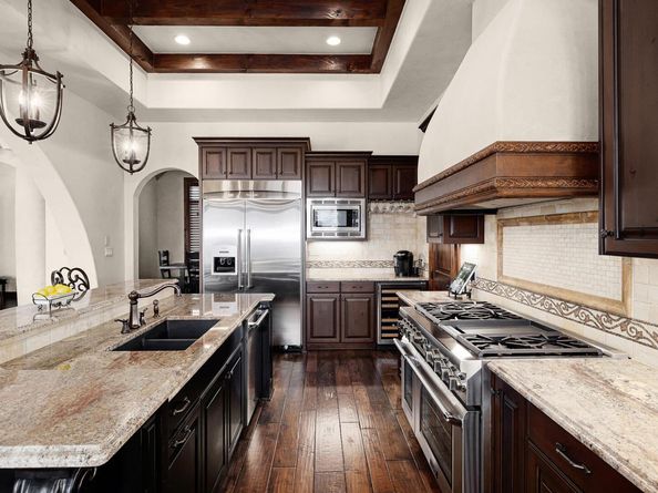 908 Watercliffe DR, Lago Vista TX 78645