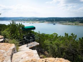908 Watercliffe DR, Lago Vista TX 78645