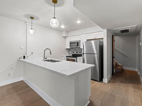 909 Reinli ST 101, Austin TX 78751