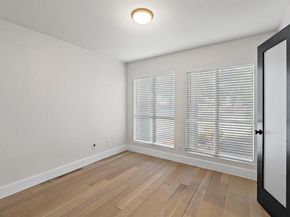 909 Reinli ST 101, Austin TX 78751