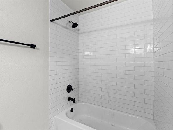 909 Reinli ST 101, Austin TX 78751