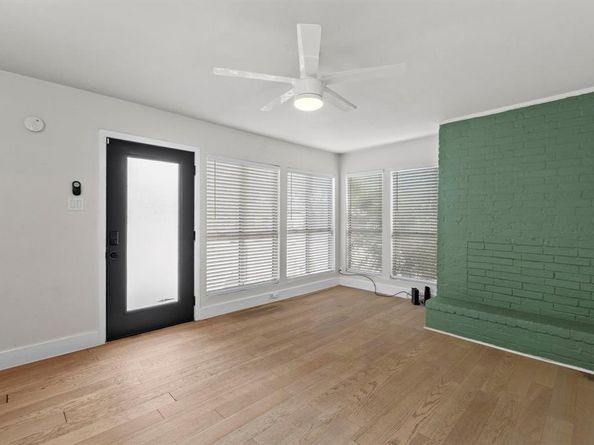 909 Reinli ST 101, Austin TX 78751