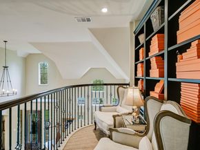 5821 Kempson DR, Austin TX 78735