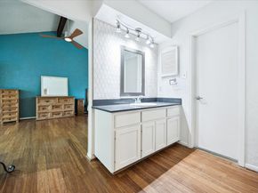 9902 Marseilles DR, Austin TX 78750