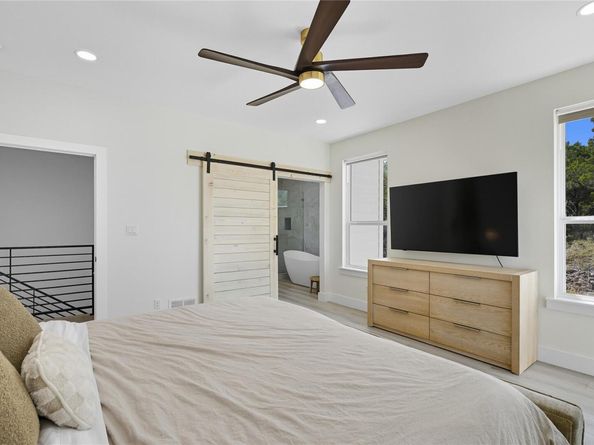 8303 Tombstone CV, Lago Vista TX 78645