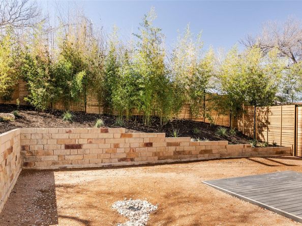 1802 Overhill DR, Austin TX 78721