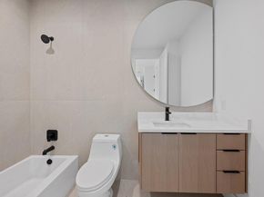 1409 Valleyridge DR A, Austin TX 78704