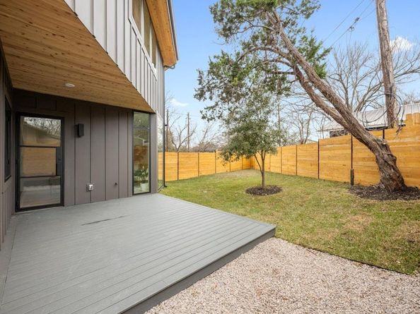 1409 Valleyridge DR A, Austin TX 78704