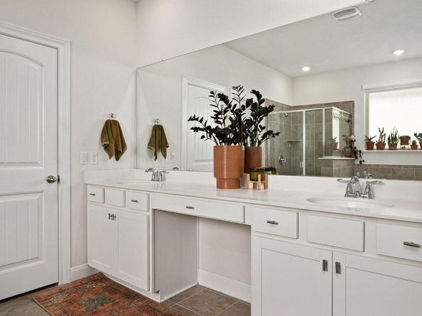 220 Birkshire DR, Georgetown TX 78626