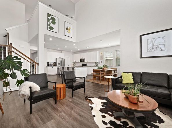 220 Birkshire DR, Georgetown TX 78626