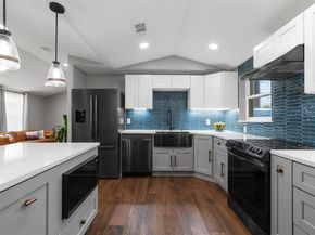 2900 Pecan Springs RD, Austin TX 78723