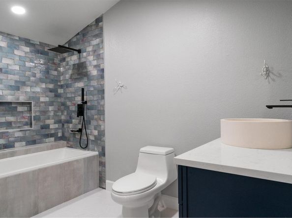 2900 Pecan Springs RD, Austin TX 78723