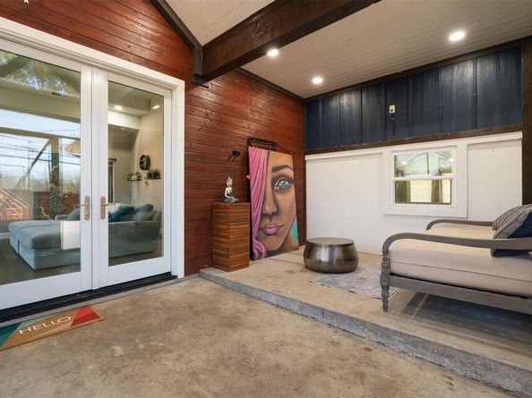 2900 Pecan Springs RD, Austin TX 78723