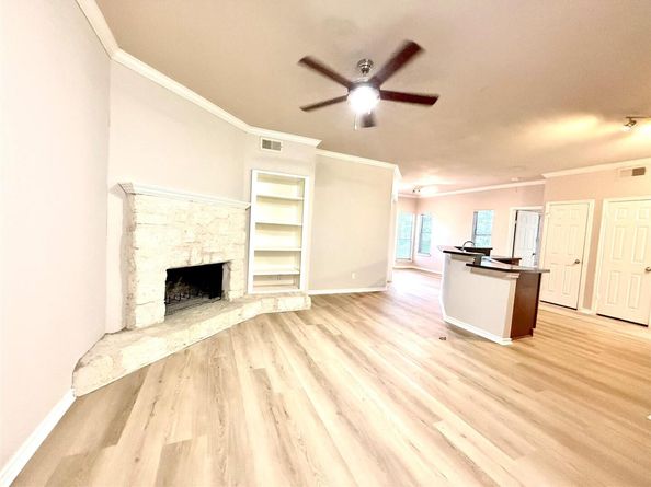 6804 N Capital Of Texas Highway 812, Austin TX 78731