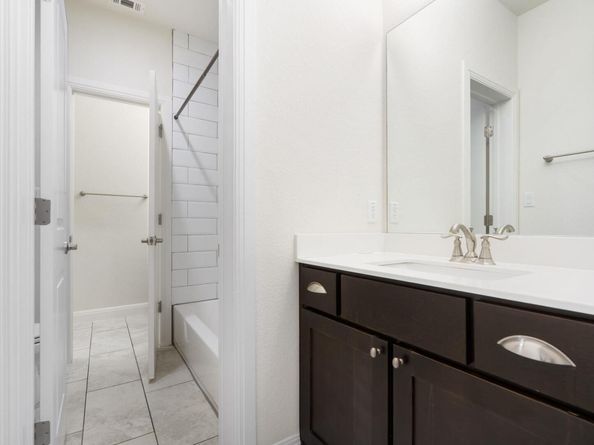 2304 Arroyo Grande, Leander TX 78641