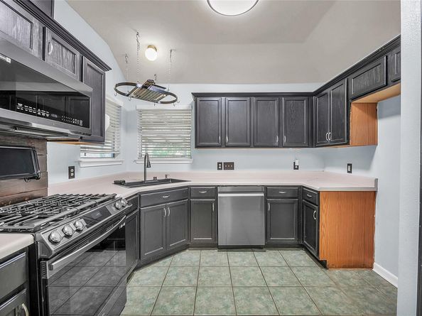 810 Red River LN, Leander TX 78641