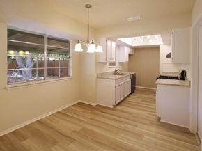 9801 Ochiltree DR, Austin TX 78753