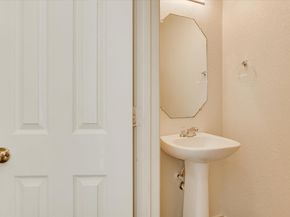 809 Sebastian BND B, Pflugerville TX 78660