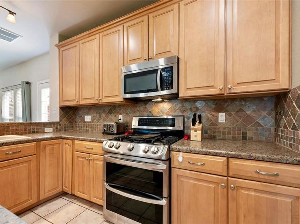 17121 Bishopsgate DR, Pflugerville TX 78660