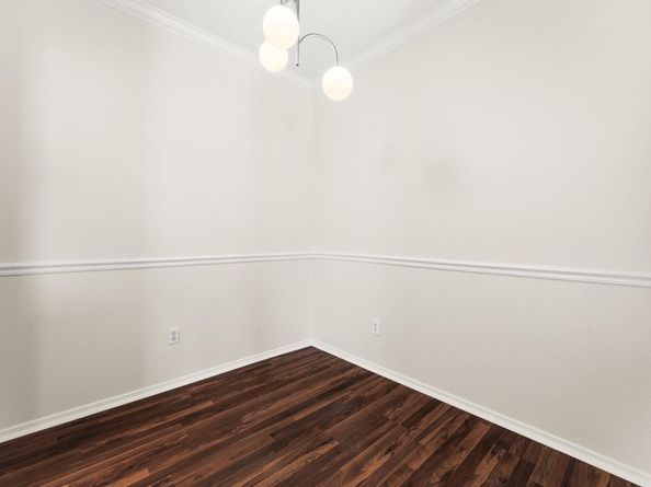 12166 Metric BLVD 2003, Austin TX 78758
