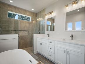 20704 Leaning Oak DR, Lago Vista TX 78645