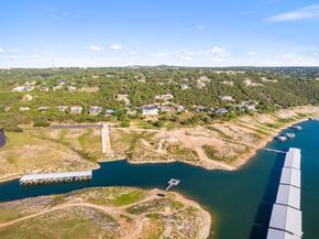 20704 Leaning Oak DR, Lago Vista TX 78645