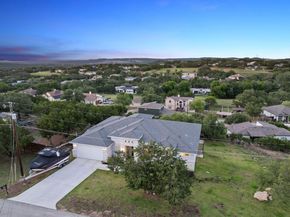 20704 Leaning Oak DR, Lago Vista TX 78645