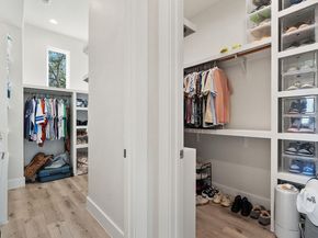 20704 Leaning Oak DR, Lago Vista TX 78645