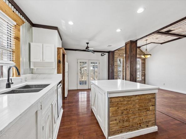 6502 Bramber LN, Austin TX 78754