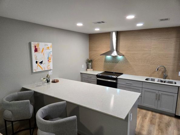 2600 Penny LN 207, Austin TX 78757