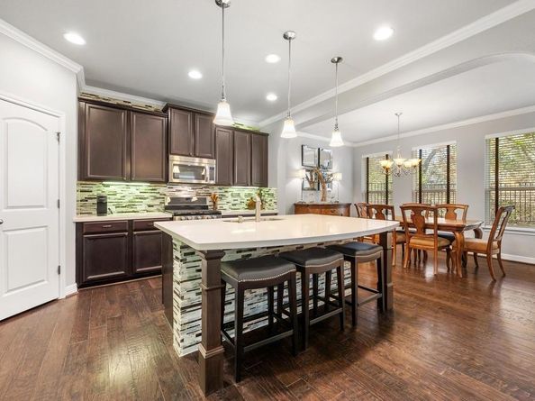 12116 Terraza CIR TH22, Austin TX 78726
