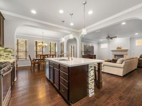 12116 Terraza CIR TH22, Austin TX 78726